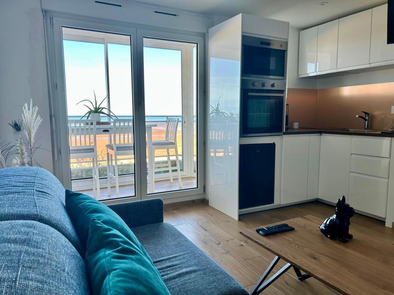 Mettons Les Voiles - Appt Vue Mer Avec Loggia Bernières-sur-Mer Екстериор снимка